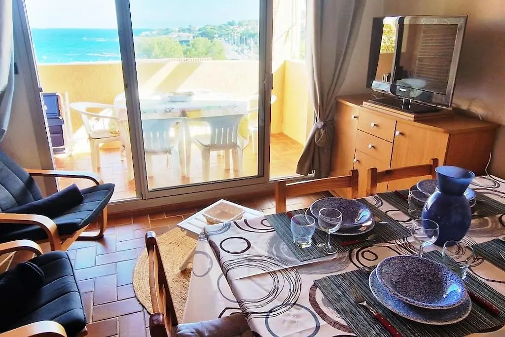 Sea View Apartment In A Residence 로크부른수르알젠스
